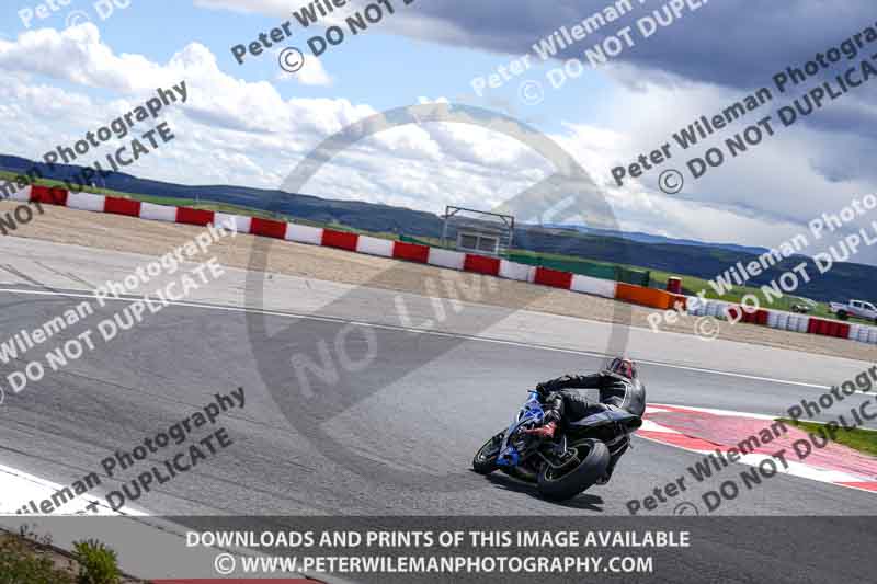 cadwell no limits trackday;cadwell park;cadwell park photographs;cadwell trackday photographs;enduro digital images;event digital images;eventdigitalimages;navarra;no limits trackdays;peter wileman photography;racing digital images;trackday digital images;trackday photos